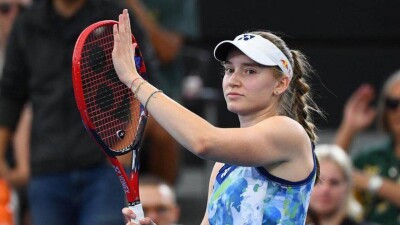 Рыбакина разгромила Соболенко в финале турнира WTA 500 в Брисбене