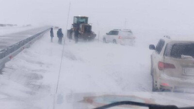 На пяти участках республиканских трасс ограничили движение из-за непогоды