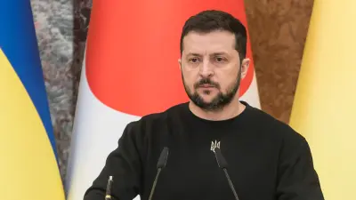 Зеленский отверг предложение Путина о перемирии в честь 80-летия Победы