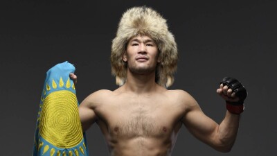 Президент поздравил Шавката Рахмонова с очередной победой в UFC