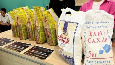Начали работу пункты приёма гуманитарной помощи партии Amanat