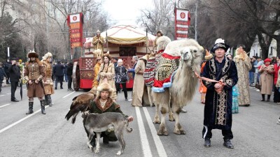 Театрализованный караван "Көш. Наурыз – думан" прошёл в Алматы