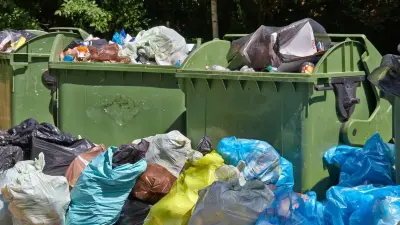 Акиматы получили полномочия штрафовать казахстанцев за мусор