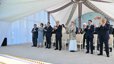 Президент посетил концерт по случаю праздника Наурыз