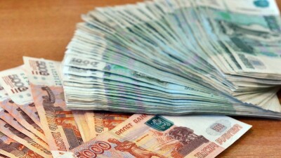 Сколько стоят доллар и рубль в обменниках Казахстана 25 февраля