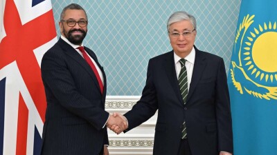 Касым-Жомарт Токаев принял министра иностранных дел Великобритании Джеймса Клеверли