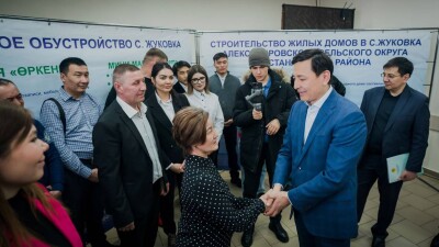 Здоровье, образование, занятость: вице-премьер Алтай Кульгинов посетил Костанайскую область