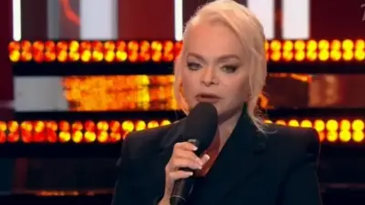 Лариса Долина пообещала вернуть деньги покупательнице её квартиры