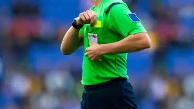 Обмен арбитрами: матчи чемпионата РК по футболу будут судить иностранцы