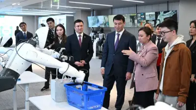 Обучение роботов и подготовка кадров для ИИ: акимат Алматы заключил меморандум с китайской компанией