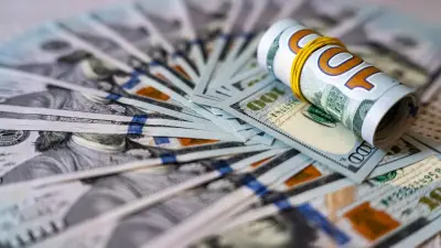 Сколько стоят доллар и рубль в обменниках Казахстана 2 марта