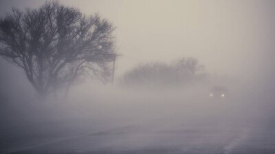 КазАвтоЖол предупредил водителей о надвигающемся циклоне