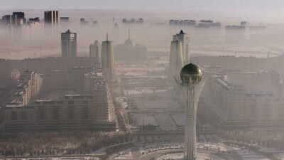 Жителям Астаны, Алматы и Актау посоветовали не выходить из дома без острой необходимости