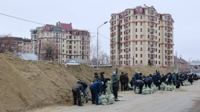 Более 1000 волонтёров откликнулись на просьбу акима Костаная в борьбе с паводком