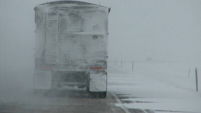 В ЗКО из-за погоды ограничили движение на двух участках дорог