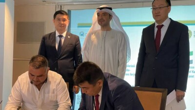 Казахстан и ОАЭ заключили семь контрактов на 20 млн долларов