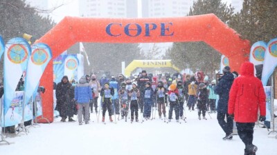 В Астане торжественно открыли лыжный сезон