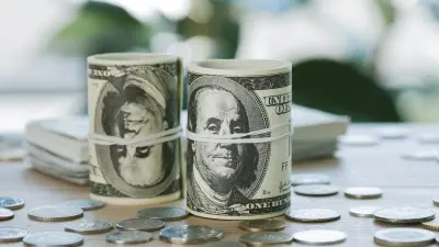 Сколько стоят доллар и рубль в обменниках Казахстана 11 мая