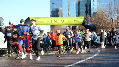 2500 спортсменов из 22 стран: в Алматы открыли беговой сезон