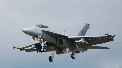 Американские военные случайно сбили свой истребитель над Красным морем