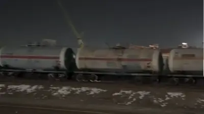 Вагоны с жидким газом сошли с рельсов в Талдыкоргане