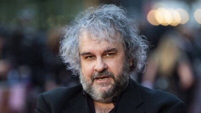 Режиссёр "Властелина колец" стал миллиардером