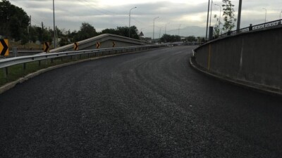 Акимат Алматы: Перекрытие дорог во время ремонта необходимо для повышения их прочности