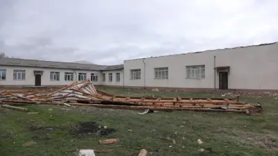 Пострадали школы и социальные объекты: локальную ЧС объявили в Жамбылской области после урагана
