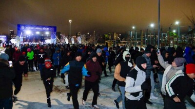 1500 человек приняли участие в ночном забеге в Астане