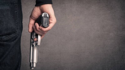 В Актау посетители кафе устроили стрельбу