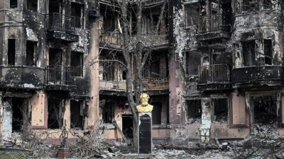 Россия собирается восстановить разрушенный Мариуполь за три года