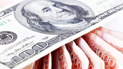 Сколько стоят доллар и рубль в обменниках Казахстана 12 марта