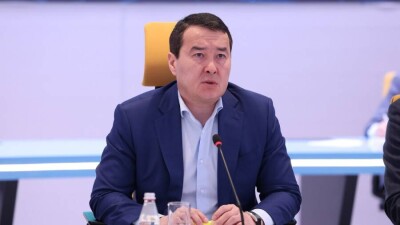 Алихан Смаилов: Рост цен на продукты сводит на нет работу по повышению зарплат и пенсий