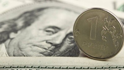 Сколько стоят доллар и рубль в обменниках Казахстана 22 октября