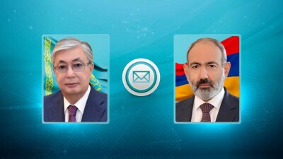 Токаев поздравил Пашиняна с Днём независимости