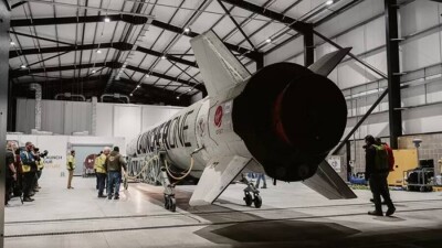 Британия впервые в истории выведет спутник на орбиту