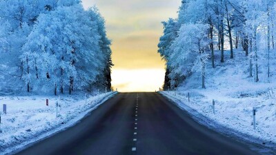 Движение возобновили на трассах в нескольких областях Казахстана