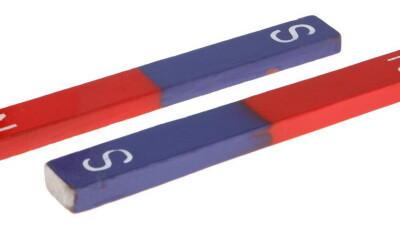 Stopfake.kz: Теория о металлических чипах в вакцинах не имеет доказательств