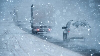 На двух участках автодорог ограничили движение транспорта из-за непогоды