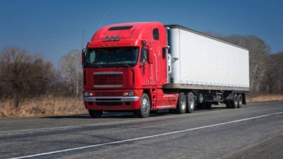 Минтранспорта предлагает выдавать без ограничений бланки разрешений казахстанским международным перевозчикам