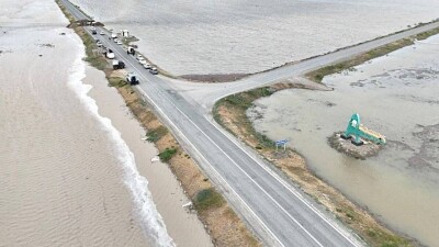 Паводки в Казахстане: вода в реке Жайык продолжает прибывать
