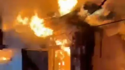 Гараж, многоэтажка, баня: что горело ночью в Казахстане