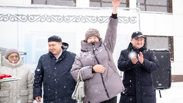 В Усть-Каменогорске 20 семей получили ключи от новых квартир