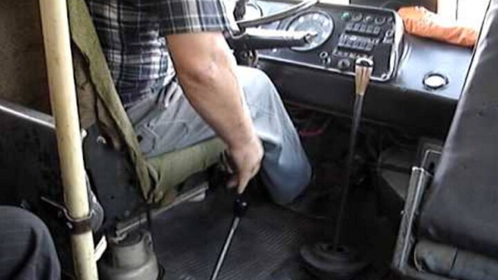 ДТП с автобусом в Шымкенте: водитель забыл поставить транспорт на ручник