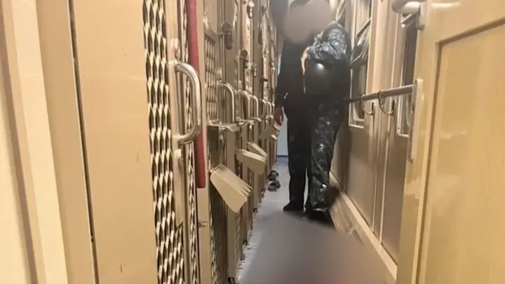 В Кабардино-Балкарии заключенный напал на конвоиров, один погиб, трое ранены