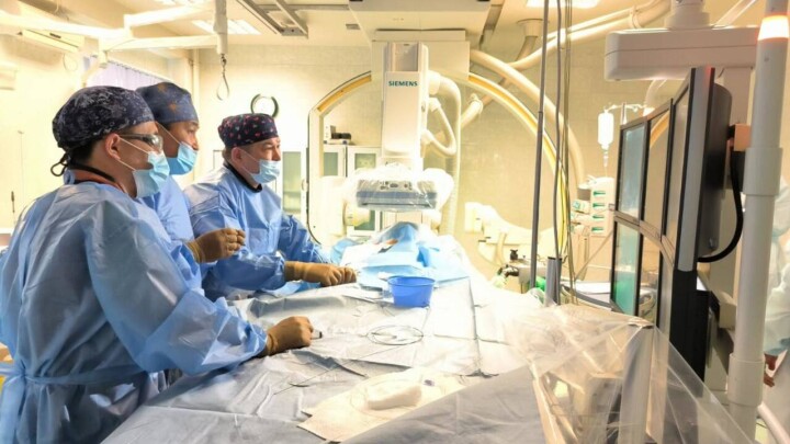 В Казахстане освоили уникальный метод лечения рака печени у детей