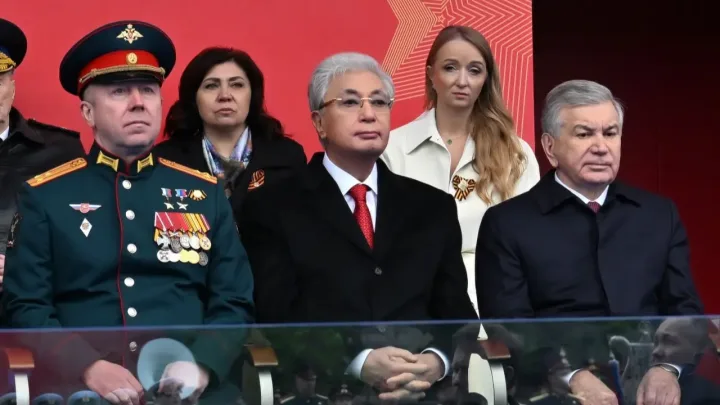 Касым-Жомарт Токаев посетил военный парад в Москве