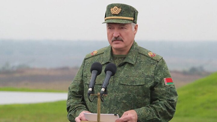 Лукашенко: Беларусь планирует покупку российского вооружения более чем на 1 млрд долларов