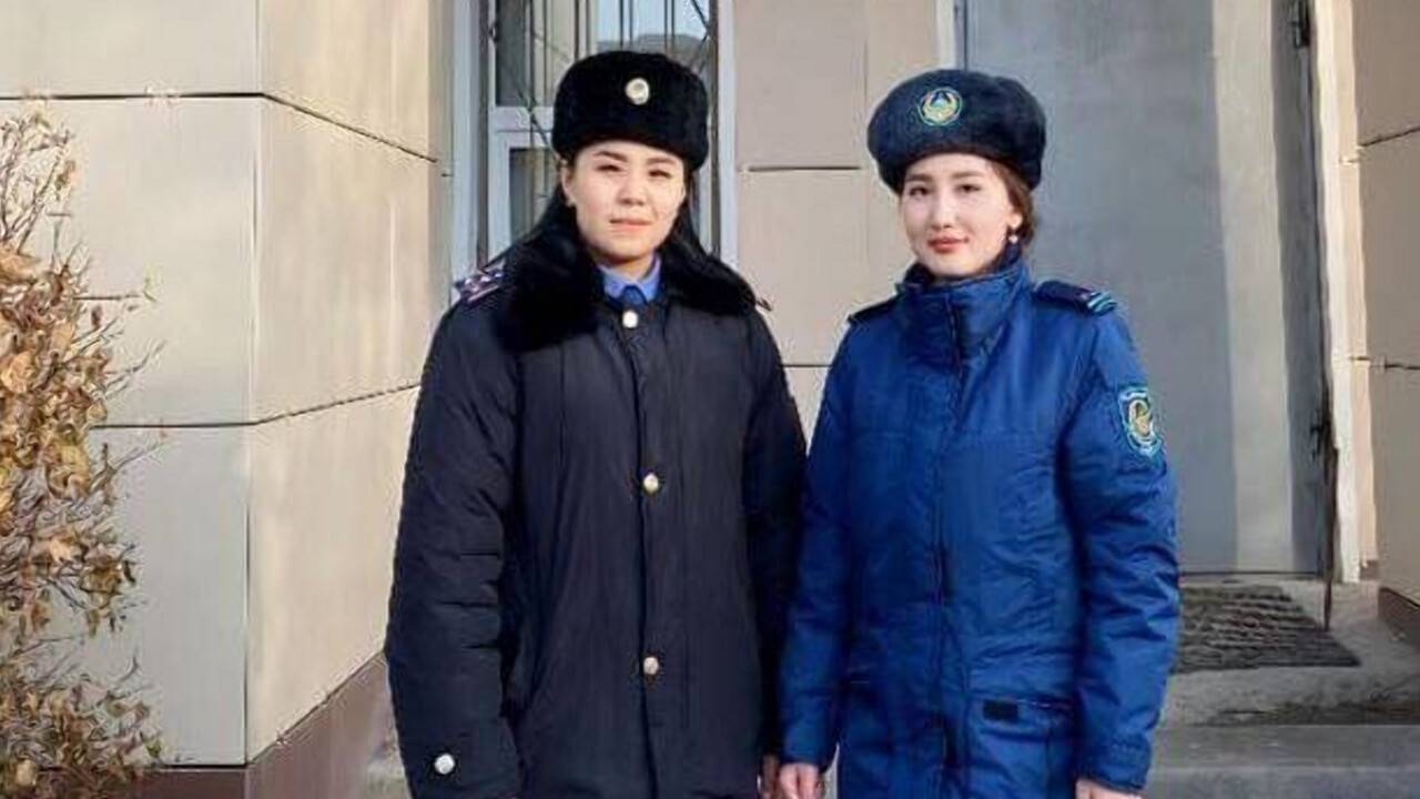 Не дали прыгнуть с 25-го этажа: в Актобе полицейские полтора часа говорили с отчаявшейся горожанкой