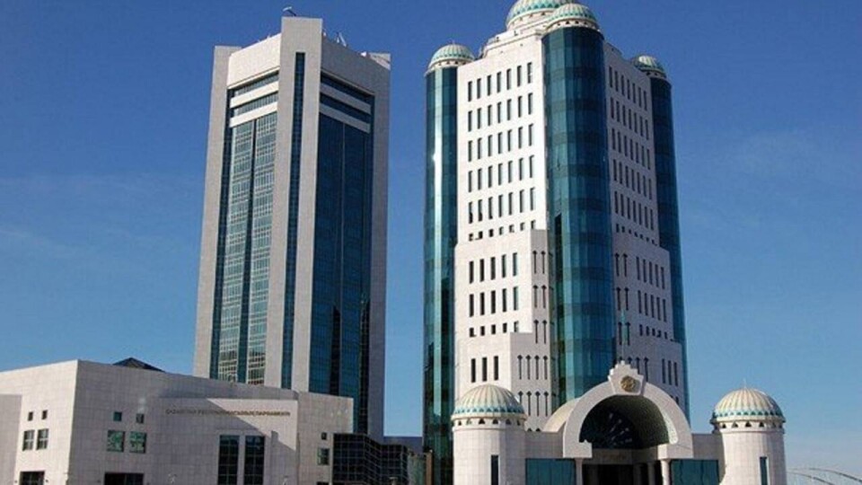 В Казахстане начались выборы в сенат парламента